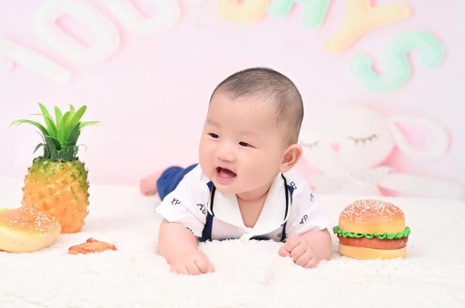 甘南宝宝在妈妈肚子里 甘南宝宝在妈妈肚子里